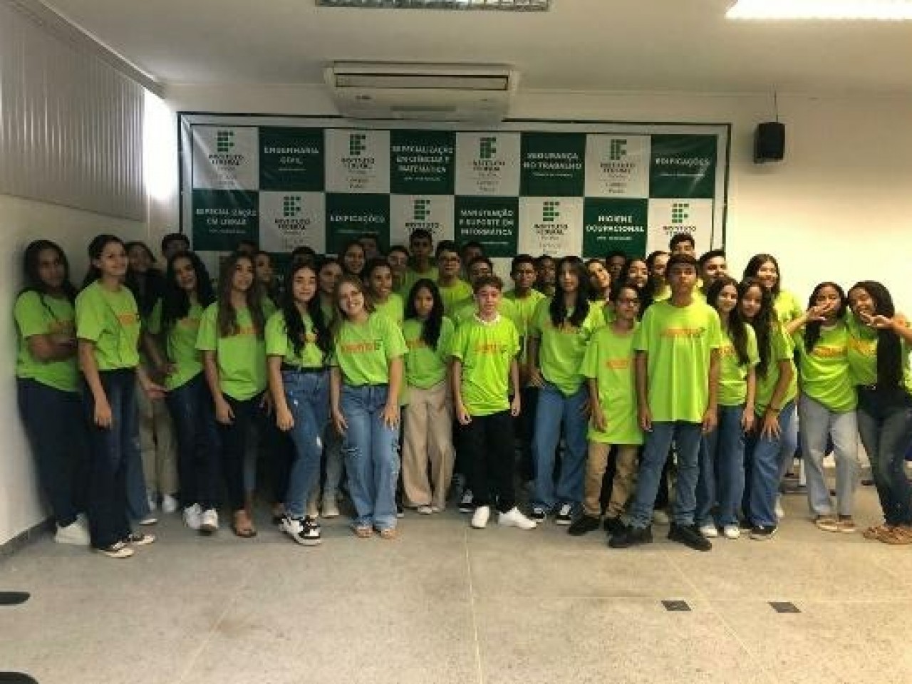ESTUDANTES DE MALTA DA ESCOLA MUNICIPAL BOILEAU DANTAS WANDERLEY SO APROVADOS NO PROGRAMA PARTIU IF